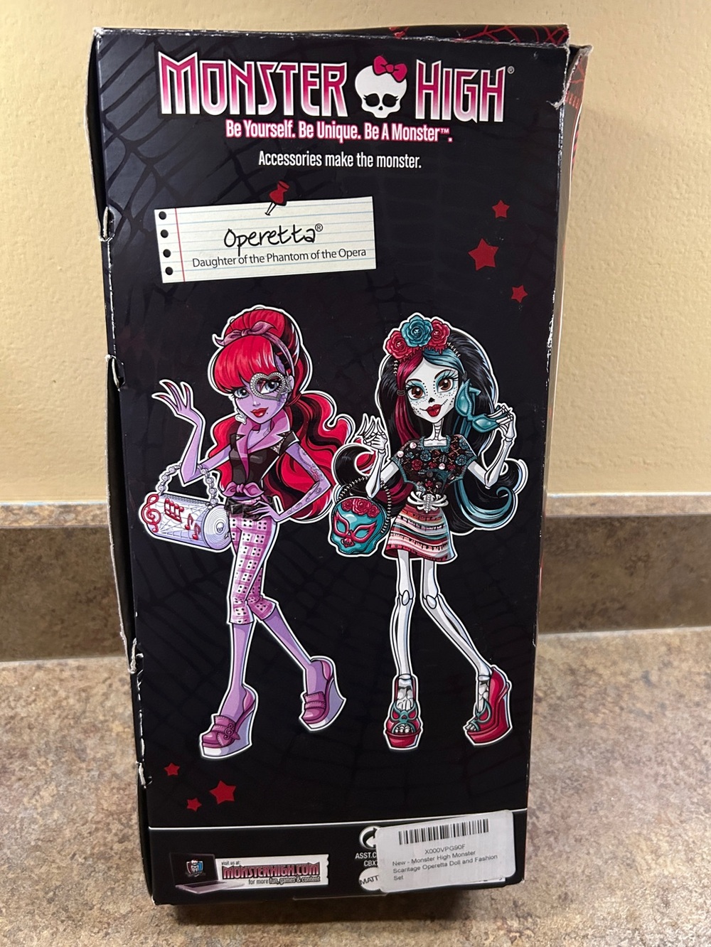 Monster High Operetta Doll - Picture 6 of 10